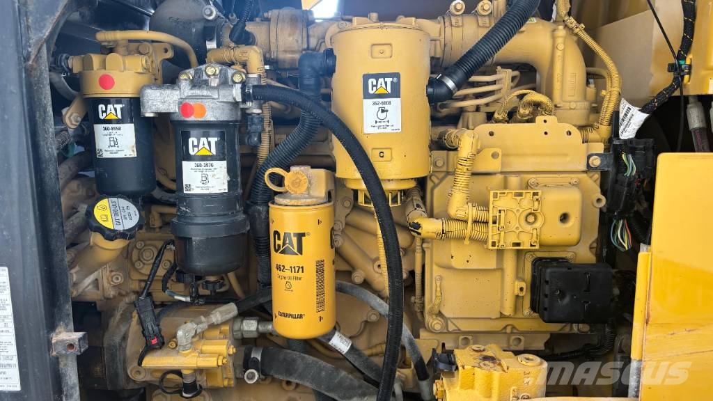 CAT 938 K 輪胎式裝載機