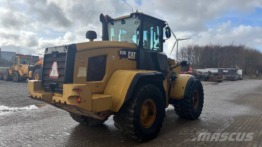 CAT 938 K 輪胎式裝載機