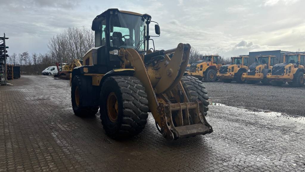 CAT 938 K 輪胎式裝載機