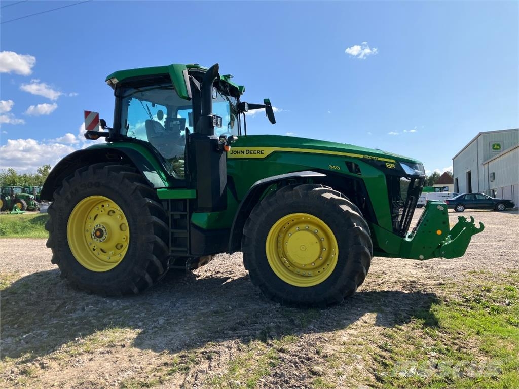 John Deere 8R 340 Traktori