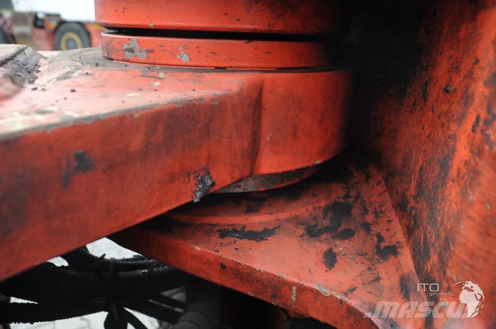 Sandvik LH 208L Maanalaiset lastauskoneet