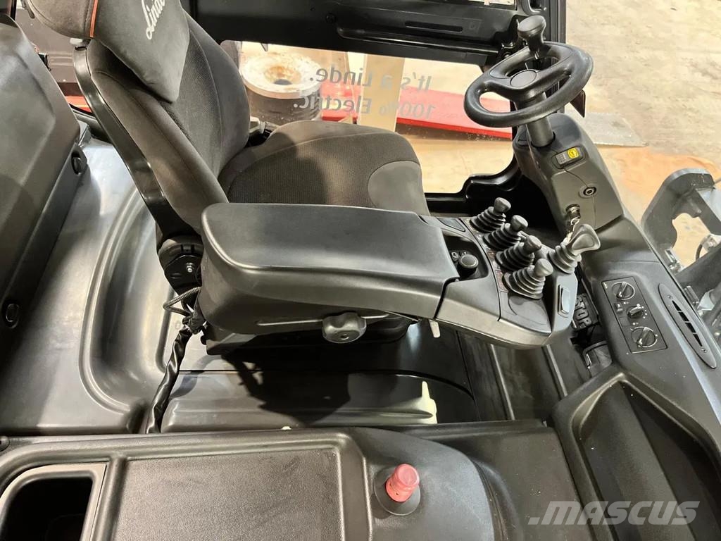 Linde E150 Electric forklifts
