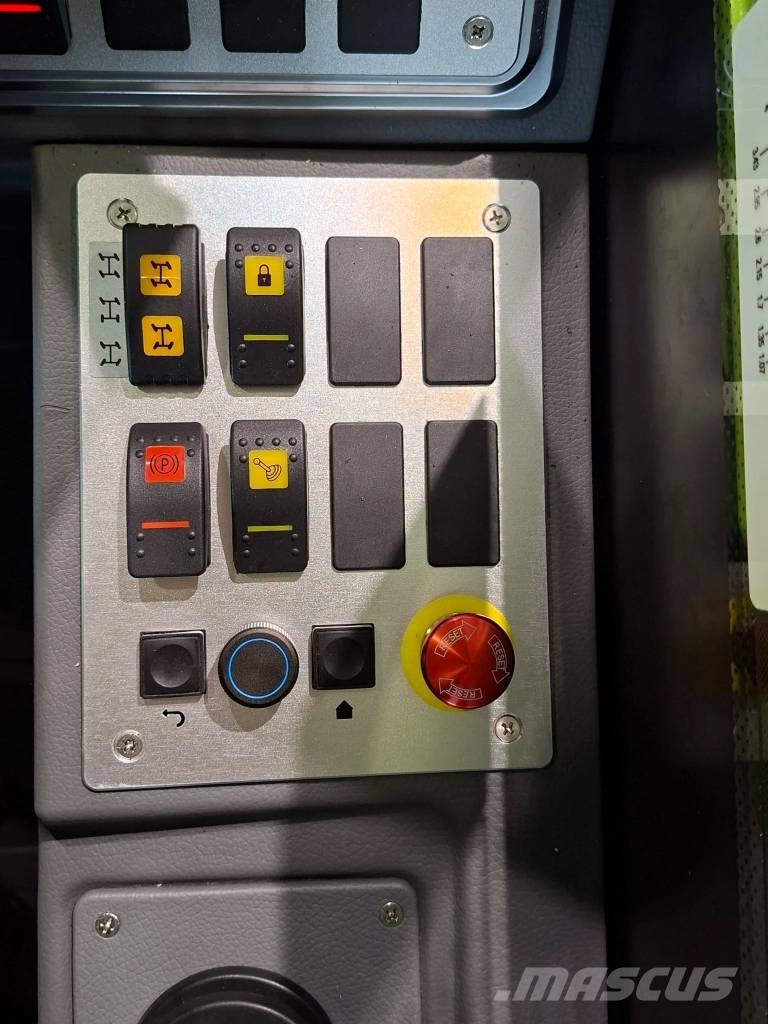 Zoomlion ZTH2506 Teleskopické kolové nakladače