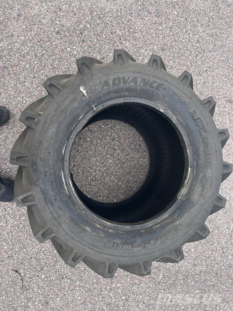  Däck Advance 19,0/45-17 Minilastare Traktorer