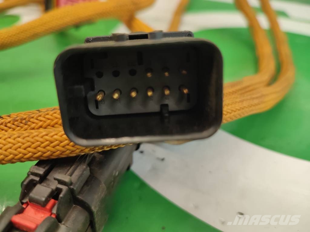 CAT D6K Electrical Wiring Harness 289-4773 Componentes electrónicos