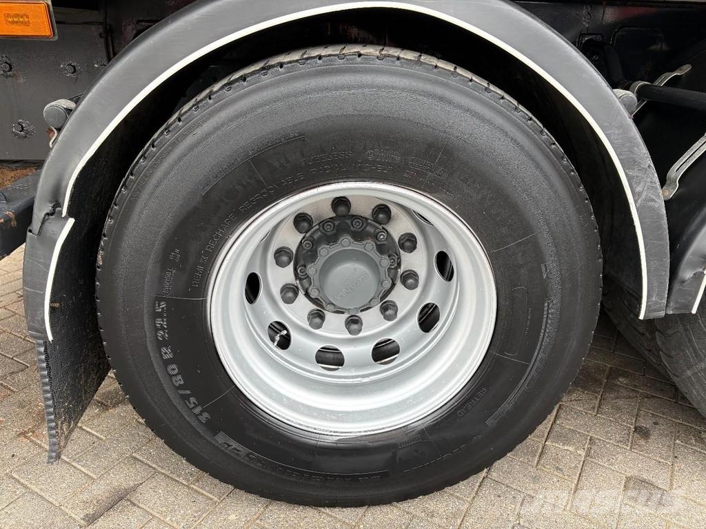 Scania P 320 + BDF SYSTEM + 6X2 + 26 t + LIFT AXLE + MANU Тентовані вантажівки