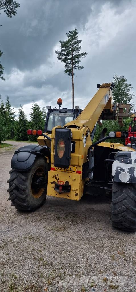 CAT TH 330 B Lauksaimniecības pacēlāji