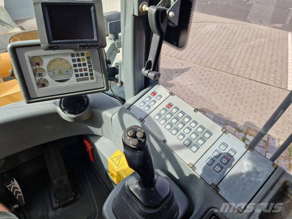 Liebherr L 550 2Plus2 Telescopische wielladers