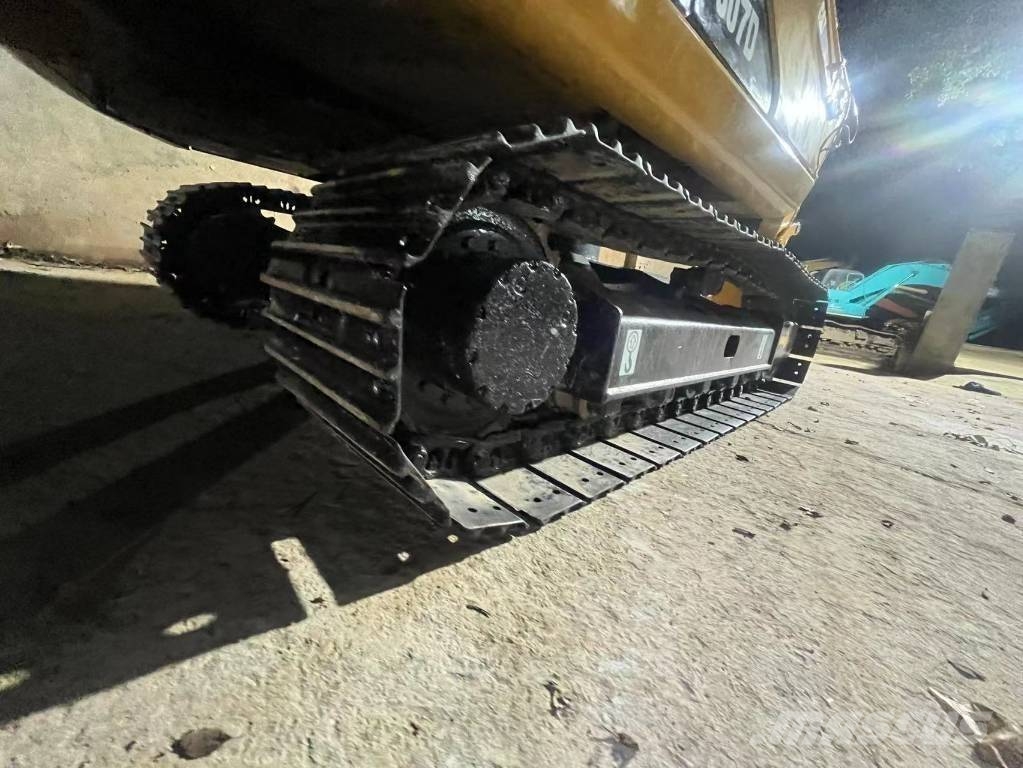 CAT 307 D Bagri goseničarji