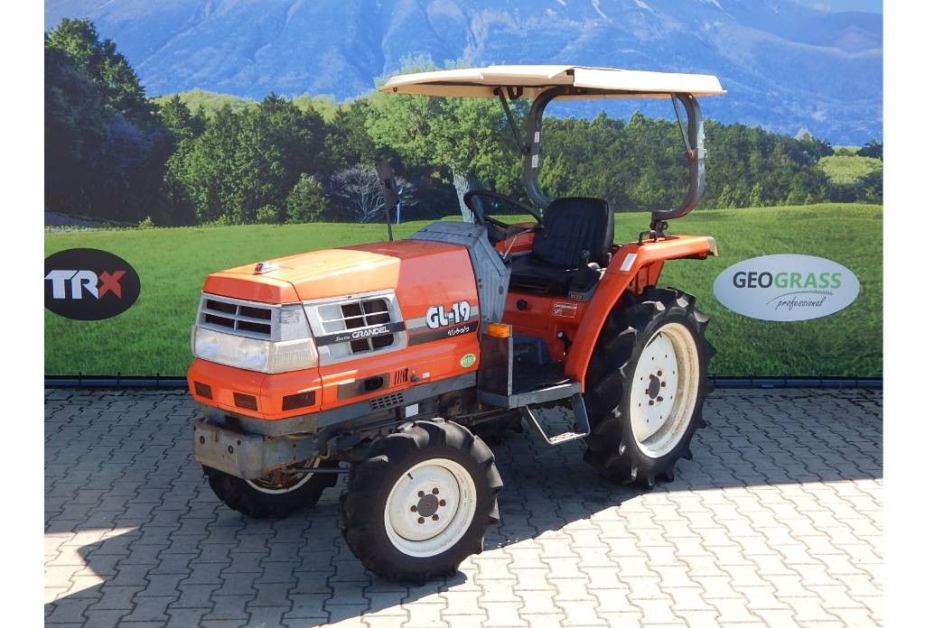 Kubota GL 19 Коммунальные тракторы