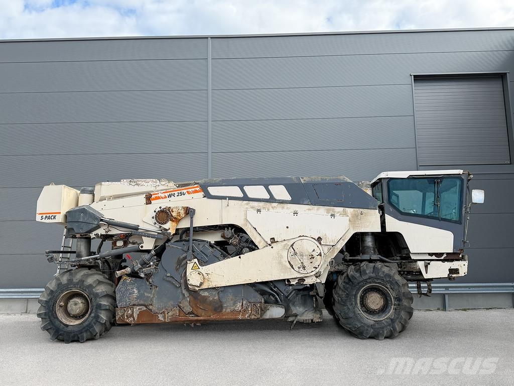 Wirtgen WR 250I S-PACK Stroji za recikliranje asfalta