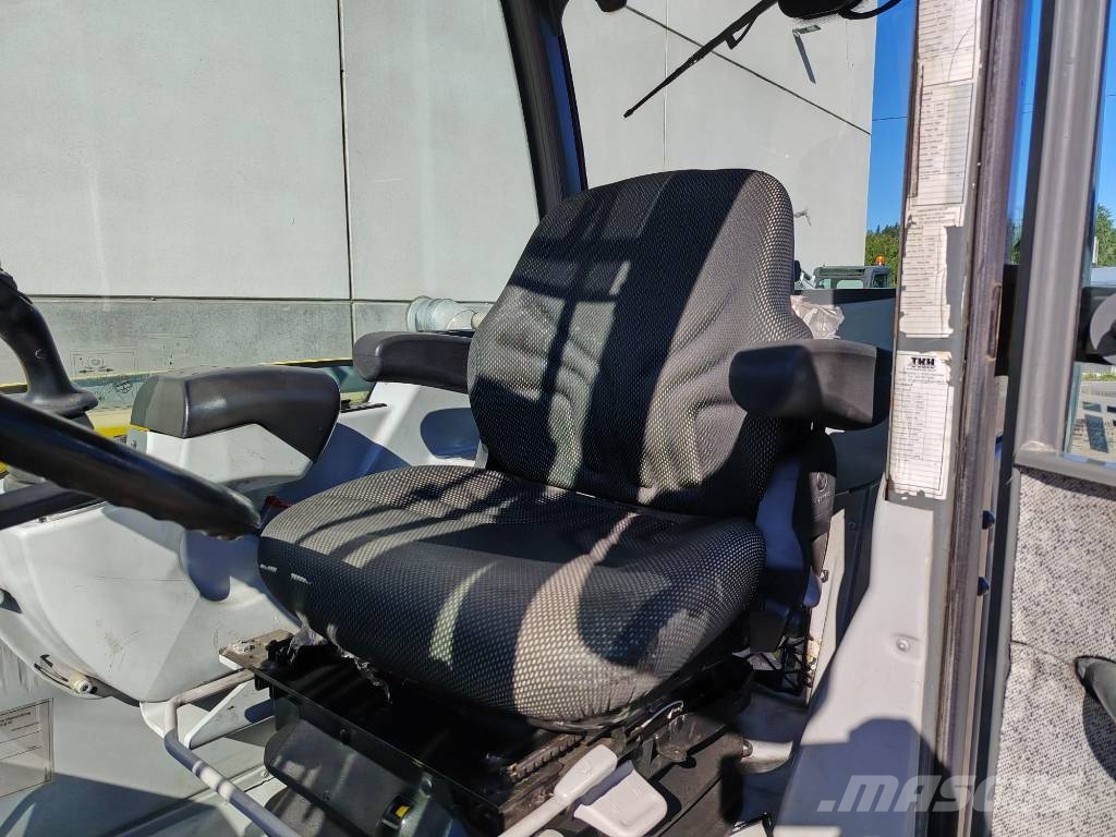 Kramer 4107 Τηλεσκοπικοί ανυψωτές