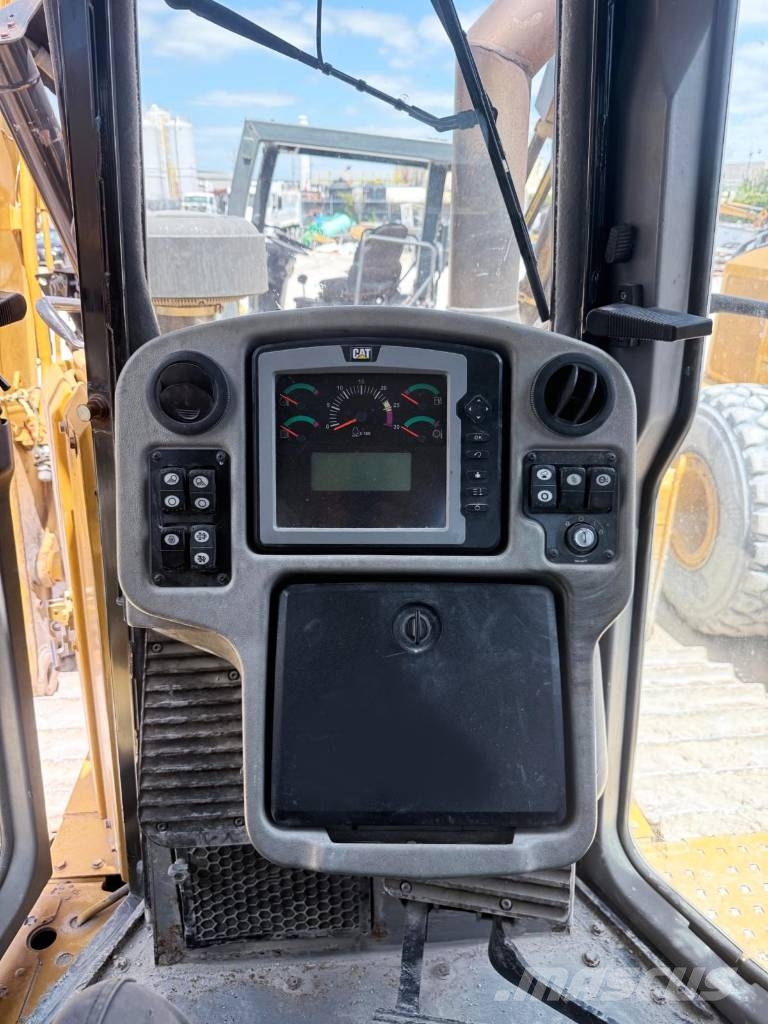 CAT D 6 T LGP Bulldozer