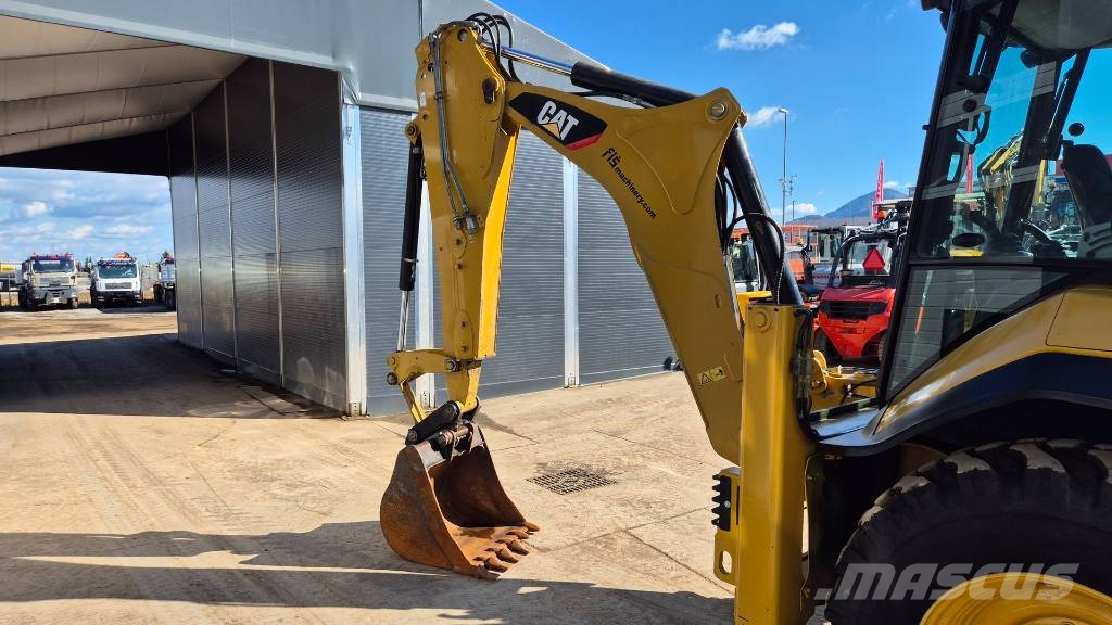 CAT 444F2 - 2017 YEAR - 4X BUCKETS - 6890 HOURS - AC - Rovokopači