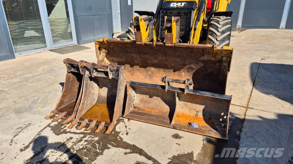 CAT 444F2 - 2017 YEAR - 4X BUCKETS - 6890 HOURS - AC - Rovokopači