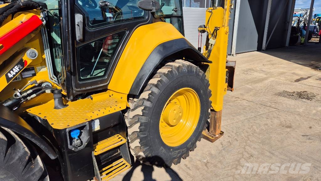 CAT 444F2 - 2017 YEAR - 4X BUCKETS - 6890 HOURS - AC - Rovokopači