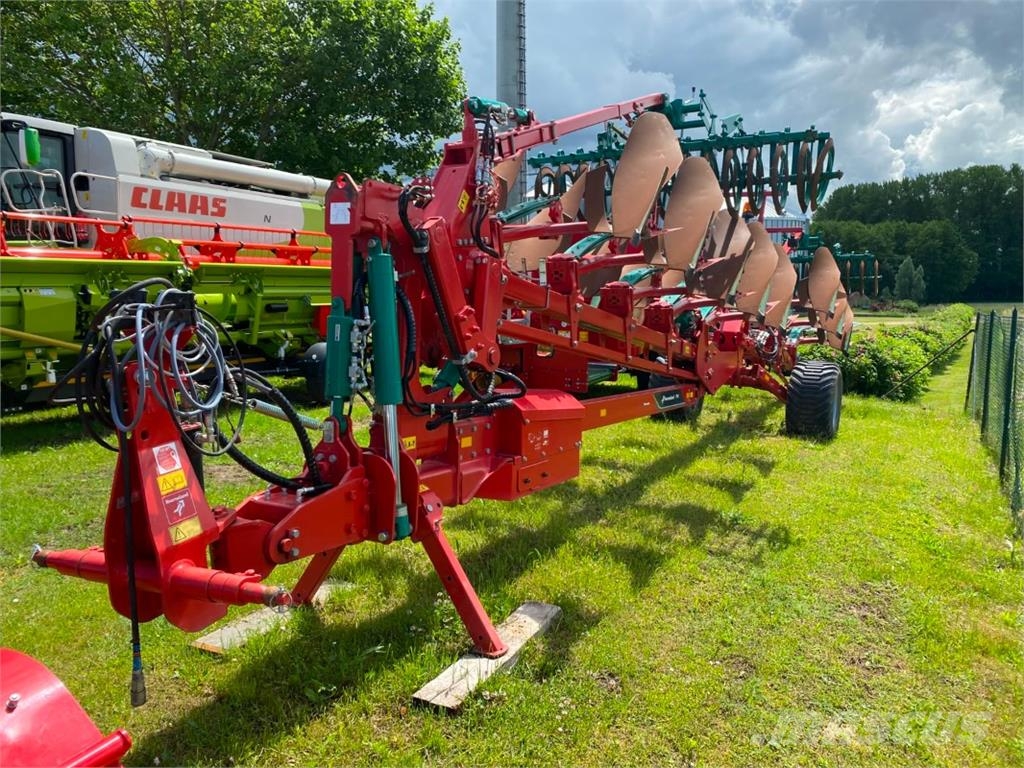 Kverneland PW 100 8-Schar Variomat Pługi