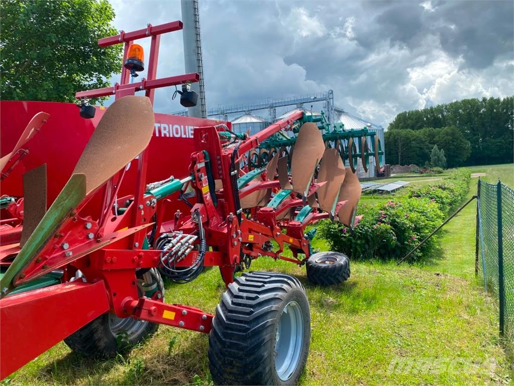 Kverneland PW 100 8-Schar Variomat Pługi
