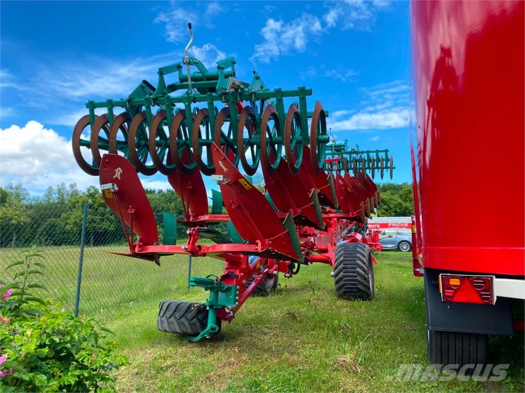 Kverneland PW 100 8-Schar Variomat Pługi