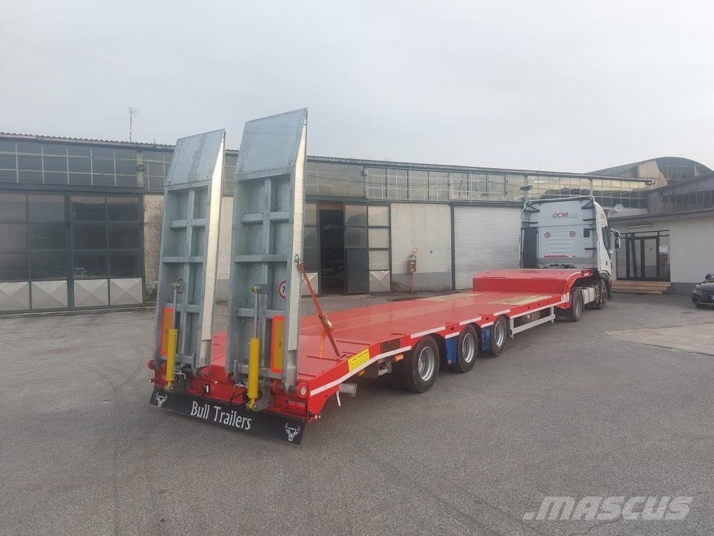 Bull Trailers Taurus Flatbed/Dropside semi-trailers
