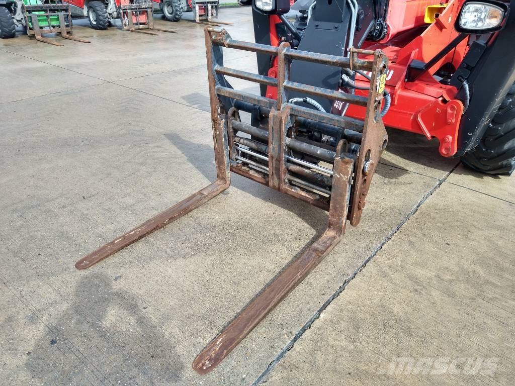 Manitou MT 1440 Easy (236) Телескопични товарачи