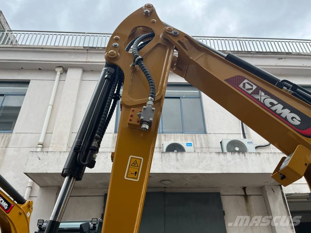 XCMG XE 27 U Kāpurķēžu ekskavatori