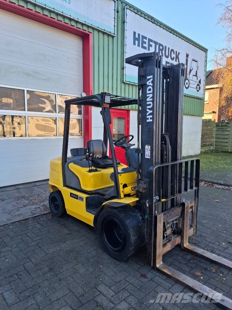 Hyundai 33D-7E Heftruck Diesel forklifts