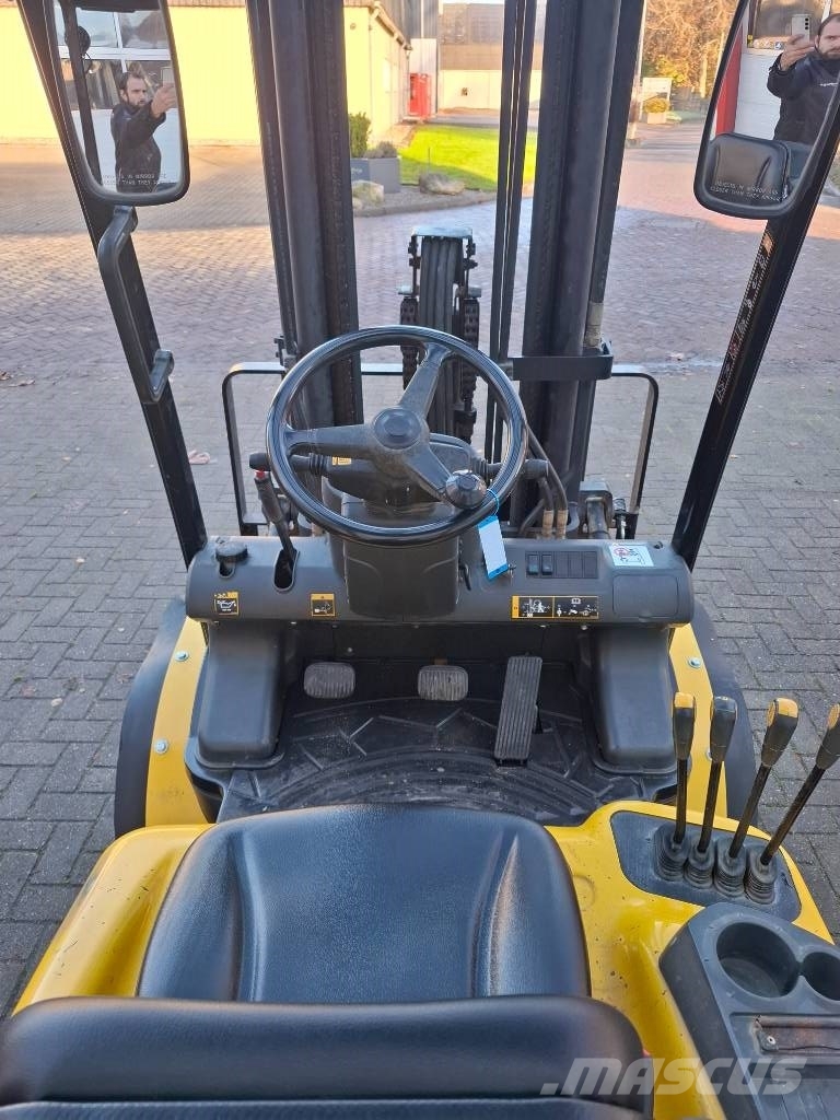Hyundai 33D-7E Heftruck Diesel forklifts