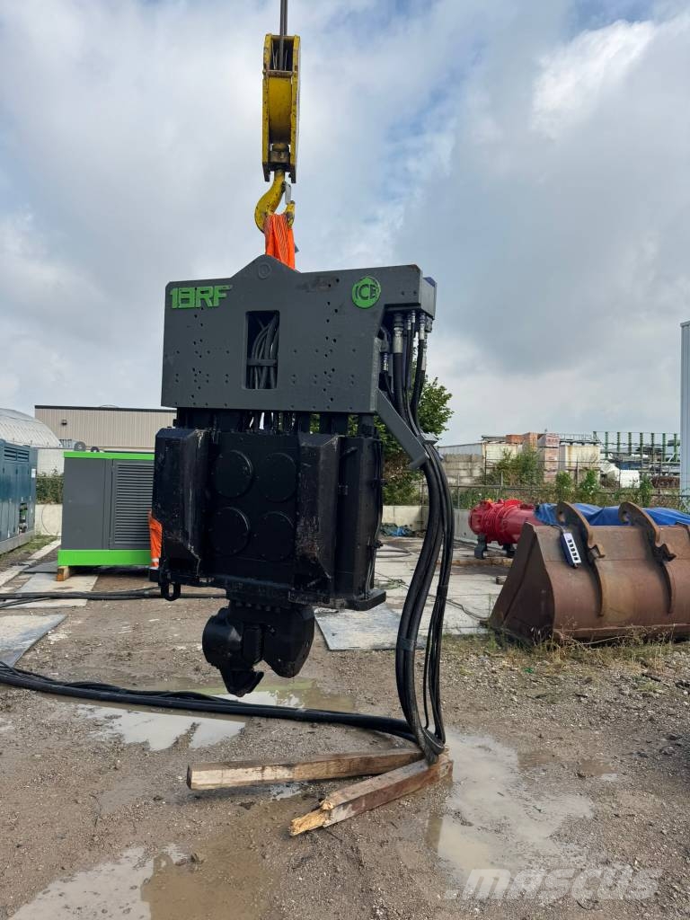  ICE 18RF, Resonance Free vibratory hammer Vibračné baranidlá