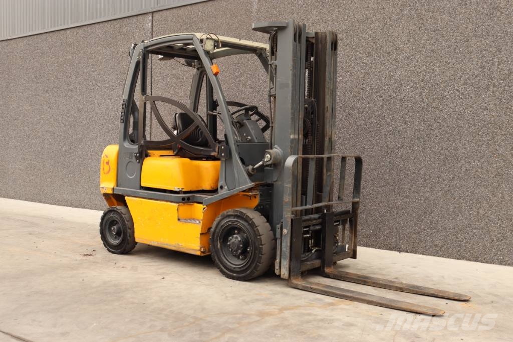 Nissan FD02A25Q Camiones diesel