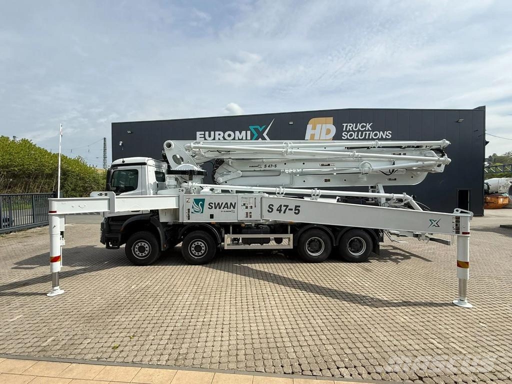Mercedes-Benz Arocs 4142 Mercedes-Benz Arocs 5 4542 8x4 SWAN TSP Camiones hormigonera