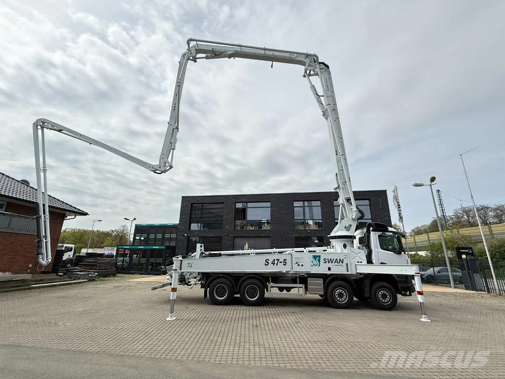 Mercedes-Benz Arocs 4142 Mercedes-Benz Arocs 5 4542 8x4 SWAN TSP Camiones hormigonera
