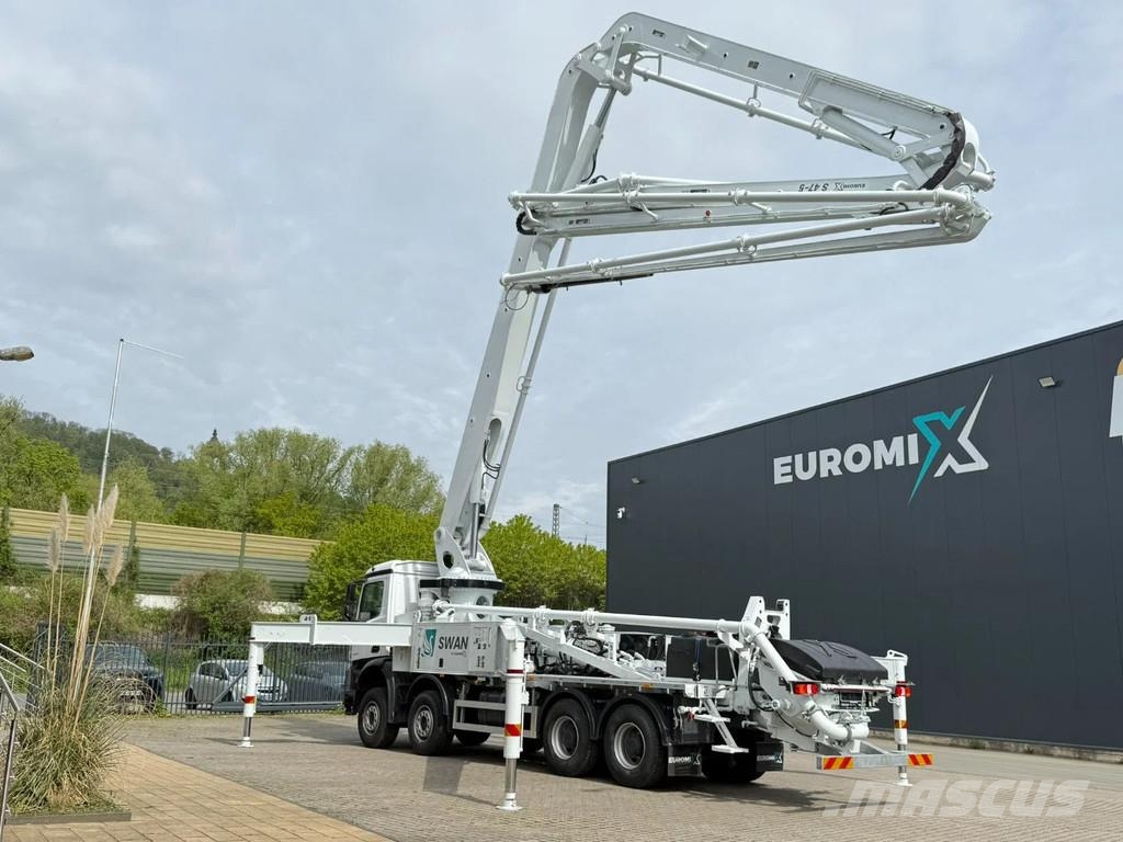 Mercedes-Benz Arocs 4142 Mercedes-Benz Arocs 5 4542 8x4 SWAN TSP Camiones hormigonera