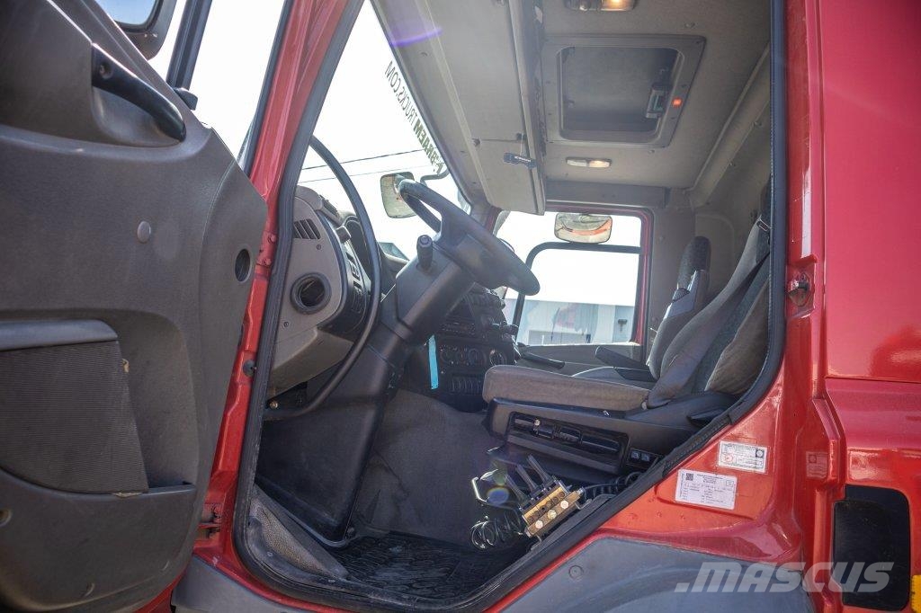 DAF CF 410-8X4+MKG 141A2 - EURO 5 吊鉤式起重車