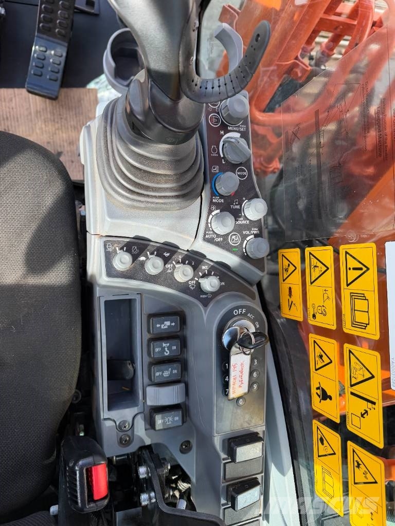 Hitachi ZX 160 LC-7 PYÖRITTÄJÄLLÄ 履带挖掘机