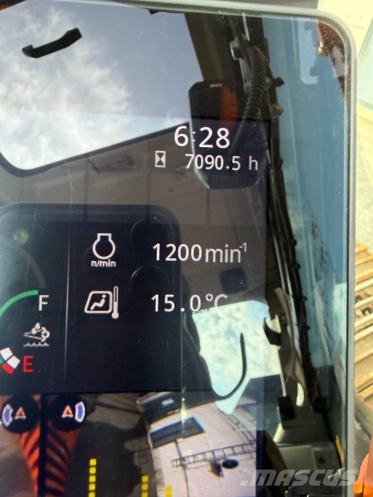 Hitachi ZX 160 LC-7 PYÖRITTÄJÄLLÄ 履带挖掘机