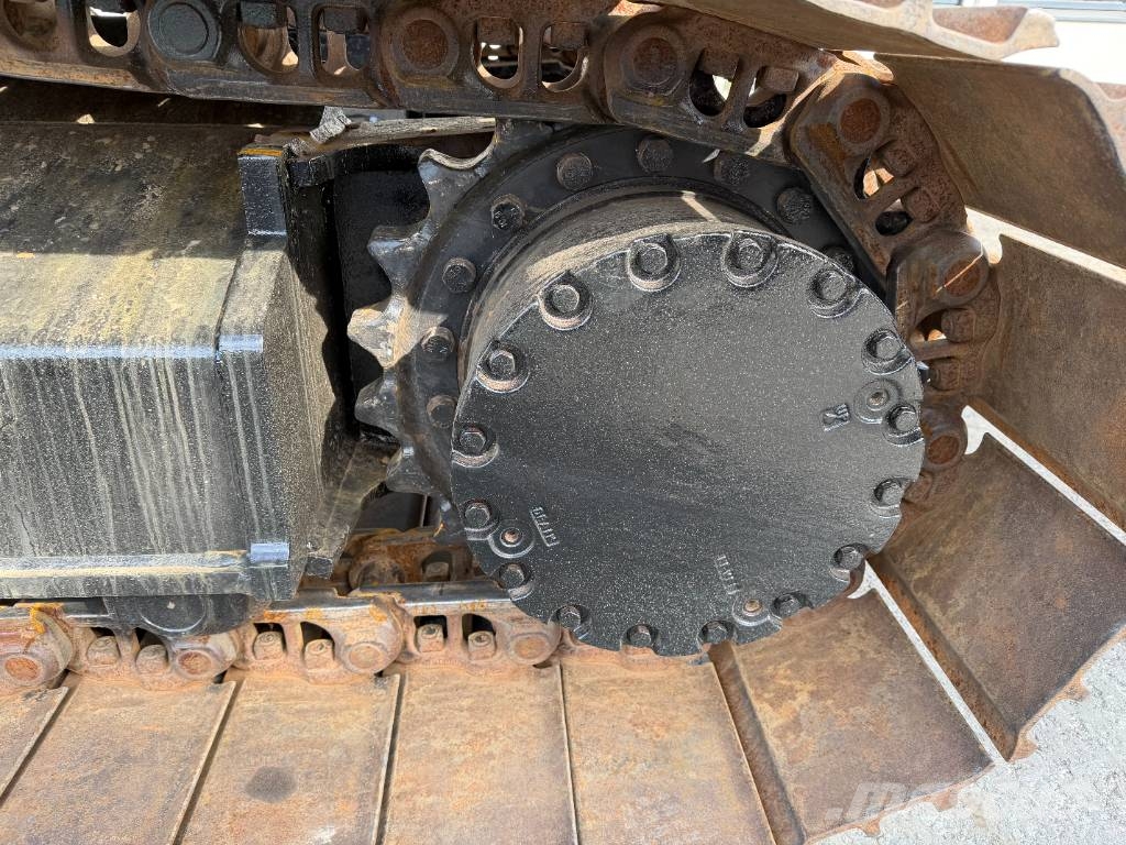Hitachi ZX 160 LC-7 PYÖRITTÄJÄLLÄ 履带挖掘机