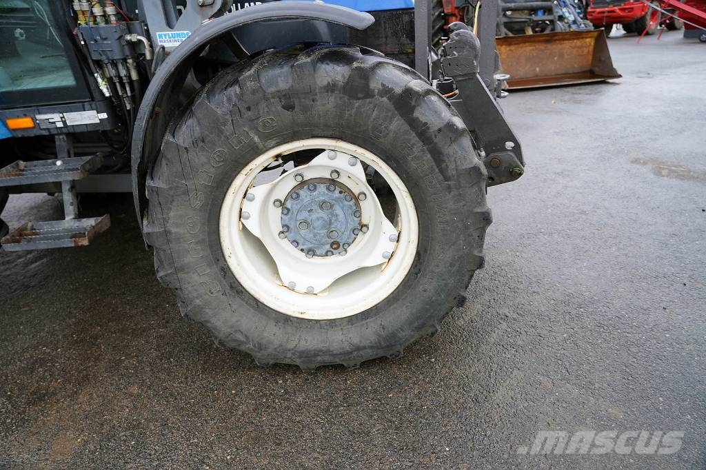 NEW HOLLAND TL90 / RBU970 曳引機