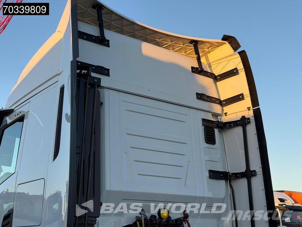 Iveco S-Way 500 4X2 NEW! Retarder 1190L Tanks Standklima Sattelzugmaschinen