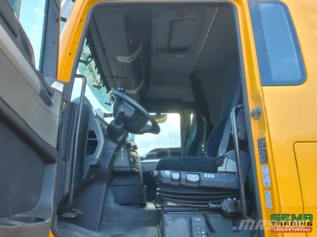 MAN TGX 18.480 4x4 XLX Euro6B - Manual Transmission - Sattelzugmaschinen