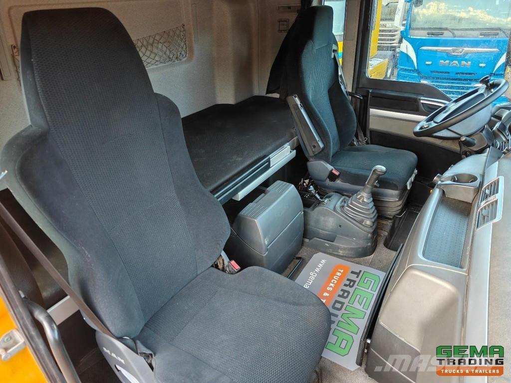 MAN TGX 18.480 4x4 XLX Euro6B - Manual Transmission - Sattelzugmaschinen