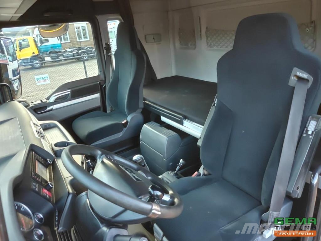 MAN TGX 18.480 4x4 XLX Euro6B - Manual Transmission - Sattelzugmaschinen