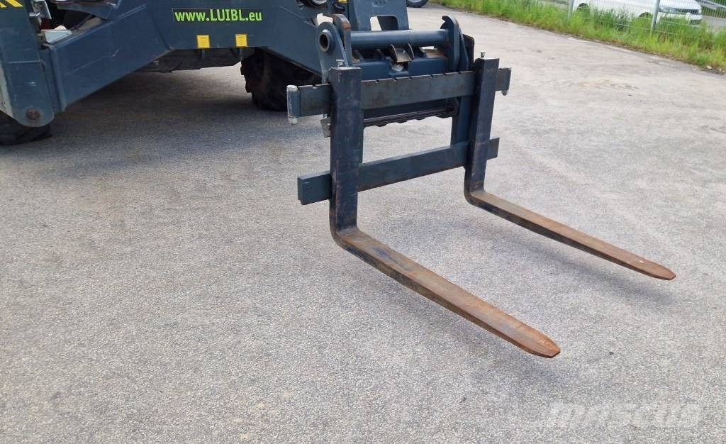 Magni RTH 4.18, Teleskopstapler Roto 18m/4t Kurottajat