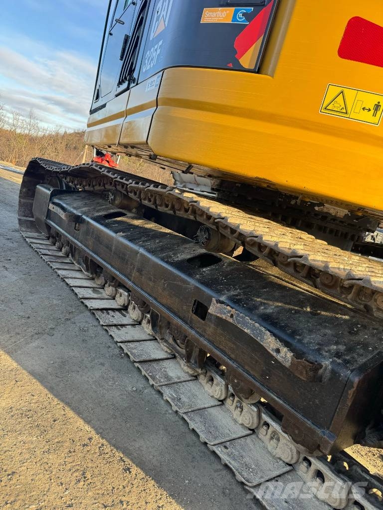CAT 325 FL CR Beltegraver