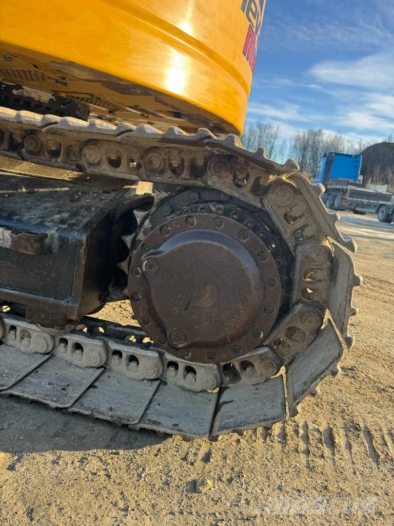 CAT 325 FL CR Beltegraver