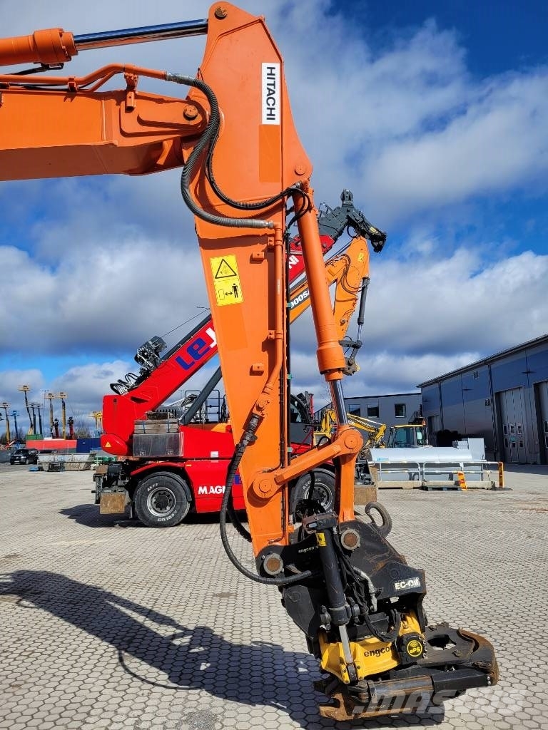 Hitachi ZX 225 US LC - 6 , Begagnad SÄLJES 履带挖掘机