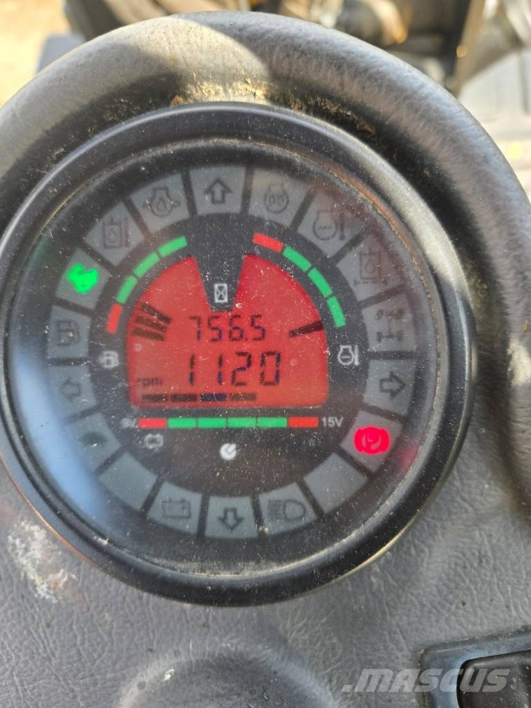 Gehl AL 340 لوادر بعجل