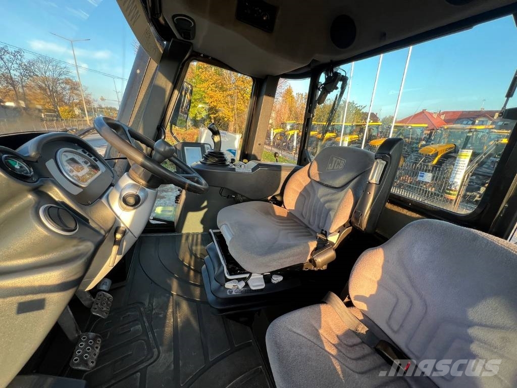 JCB FASTRAC 3230 XTRA Tractores
