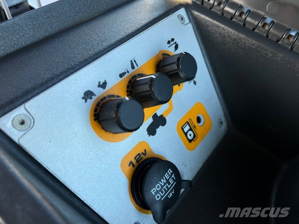 JCB FASTRAC 3230 XTRA Tractores