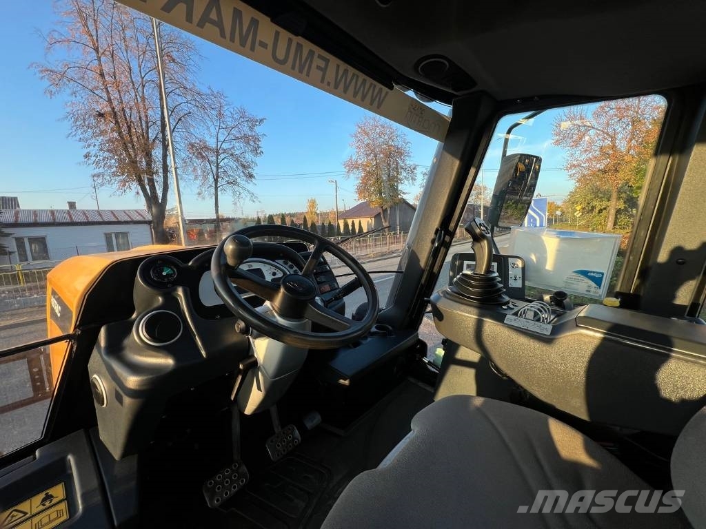 JCB FASTRAC 3230 XTRA Tractores